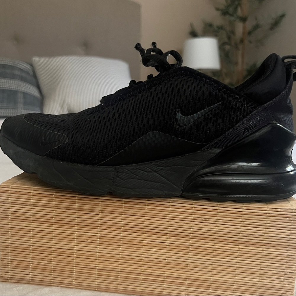 COPY - Youth Nike Airmax 270